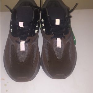 Just wanted to sell need extra money